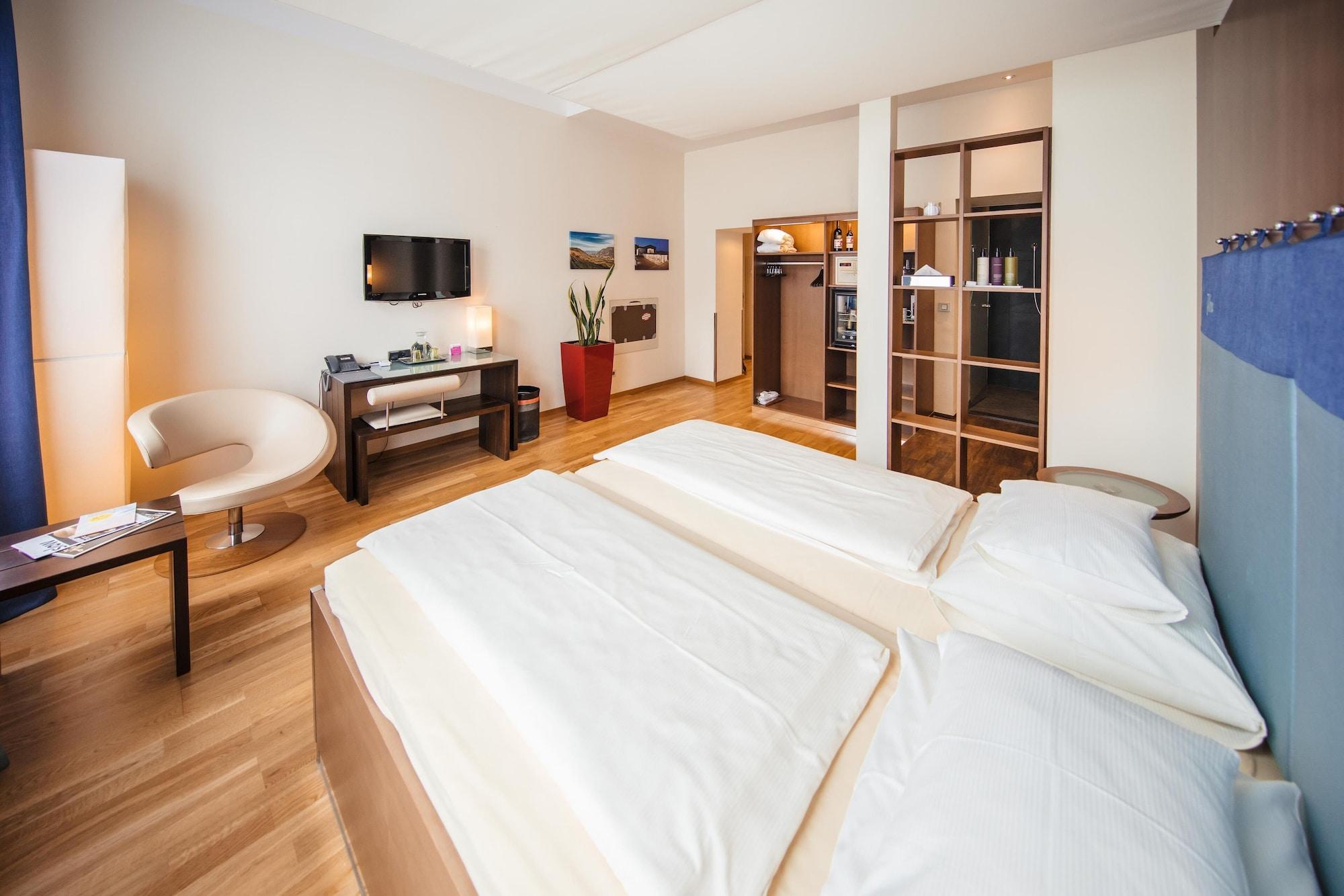 Rathaus - Wein & Design Hotel