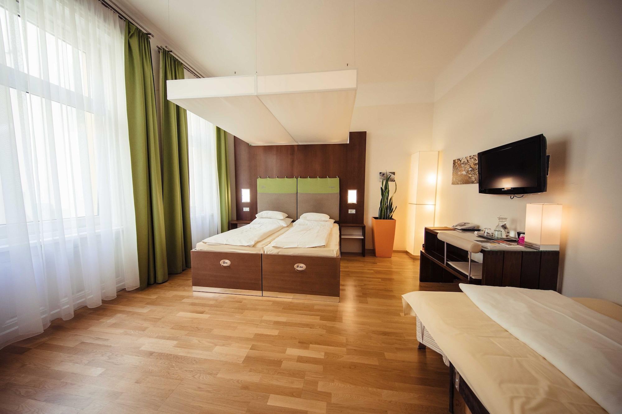 Hotel Rathaus - Wein & Design 4*